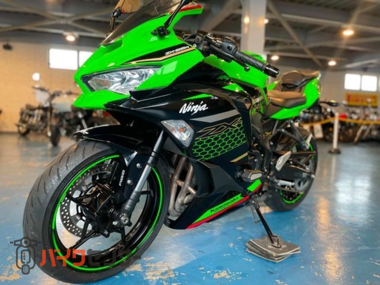 カワサキ Ninja ZX-25R SE オリジナルコンディションクイックシフター