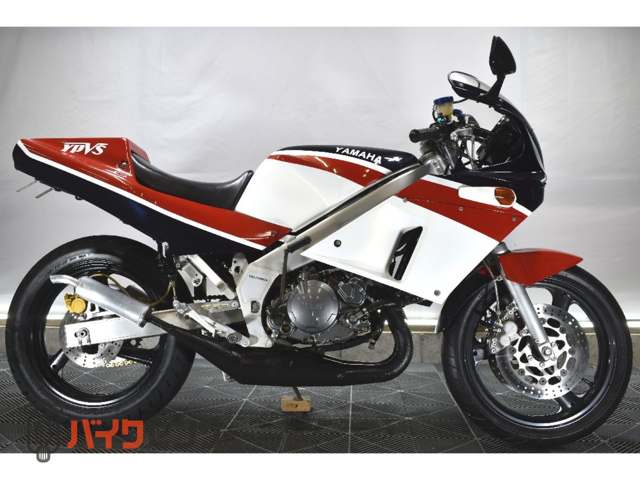 ヤマハ TZR250 1KT！！ 希少な2XTエンジン搭載！！ 超爆速！！ 当時物