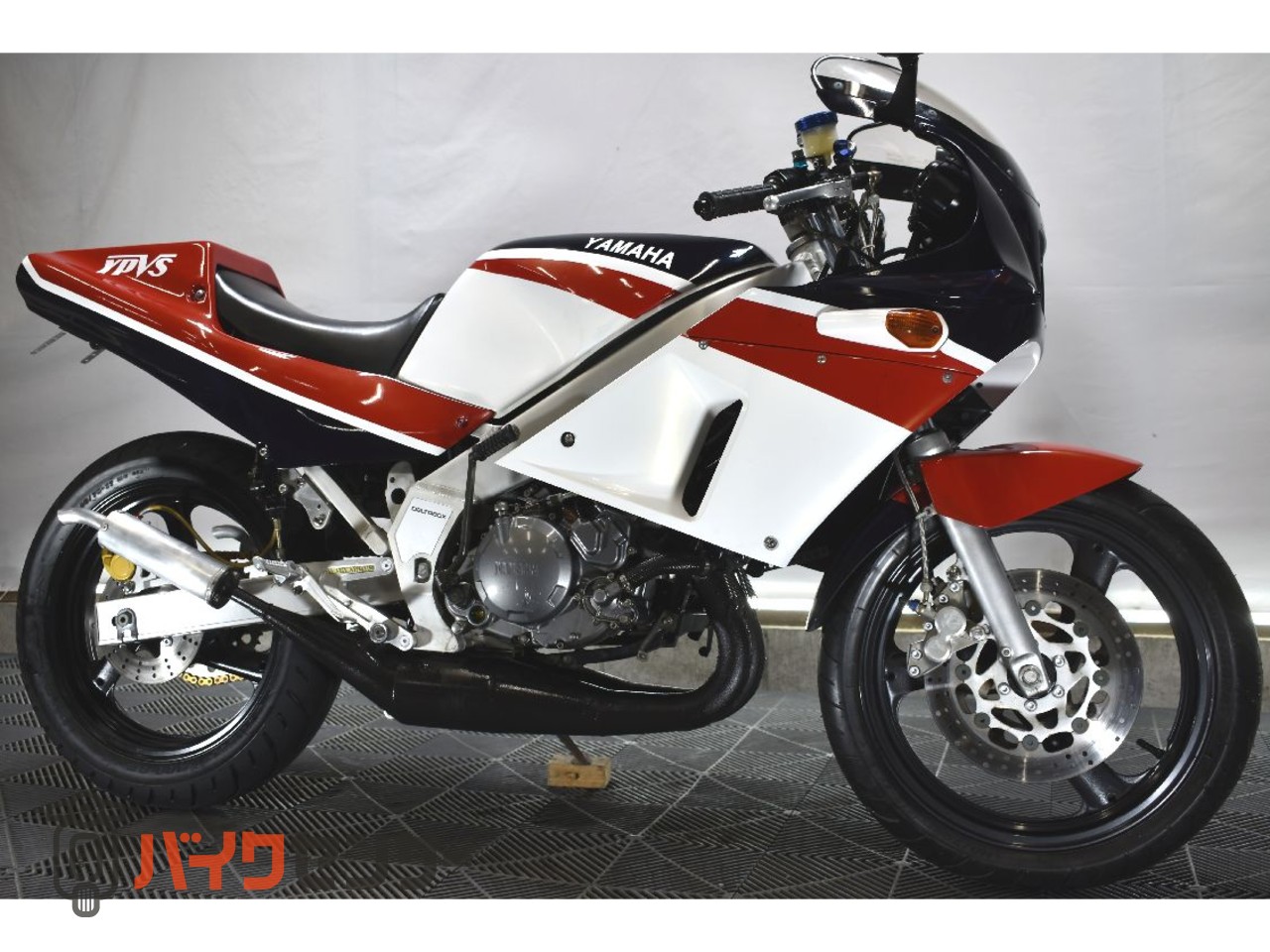 ヤマハ TZR250 1KT！！ 希少な2XTエンジン搭載！！ 超爆速！！ 当時物
