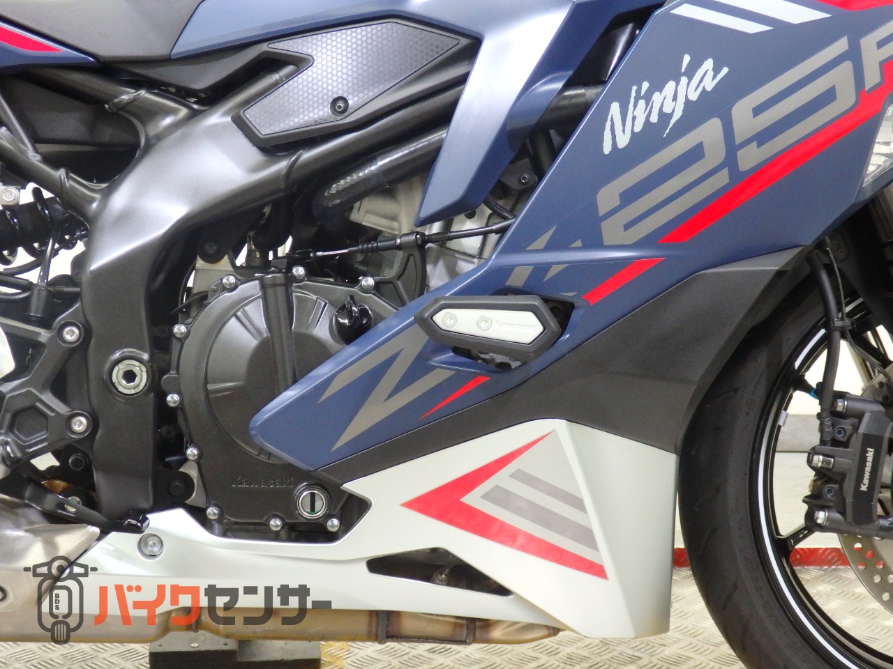 カワサキ Ninja ZX-25R SE 2022年モデル ETC クイックシフター