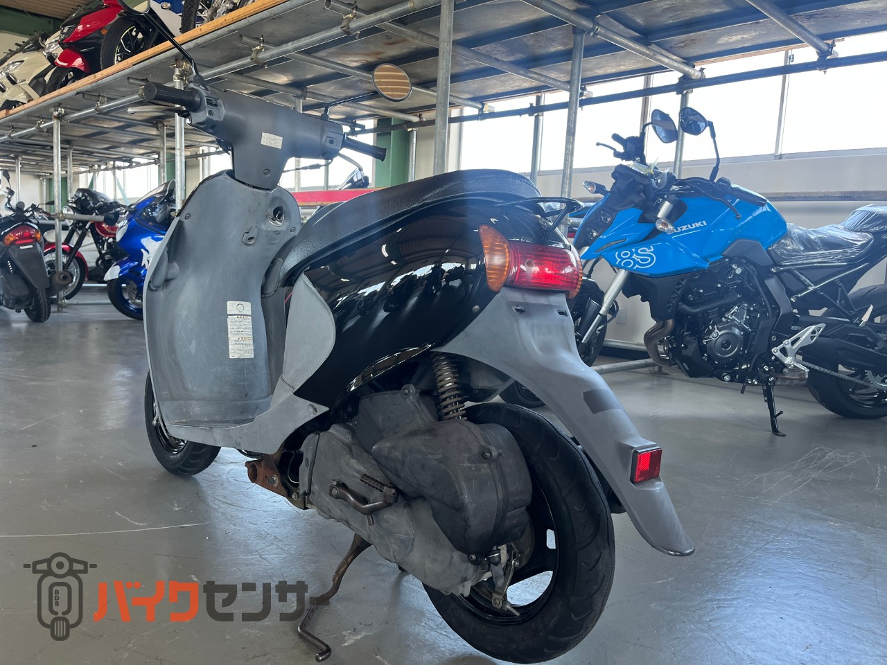 スズキ レッツ4 軽量・小型・インジェクション車で軽快！ B708636| BDS