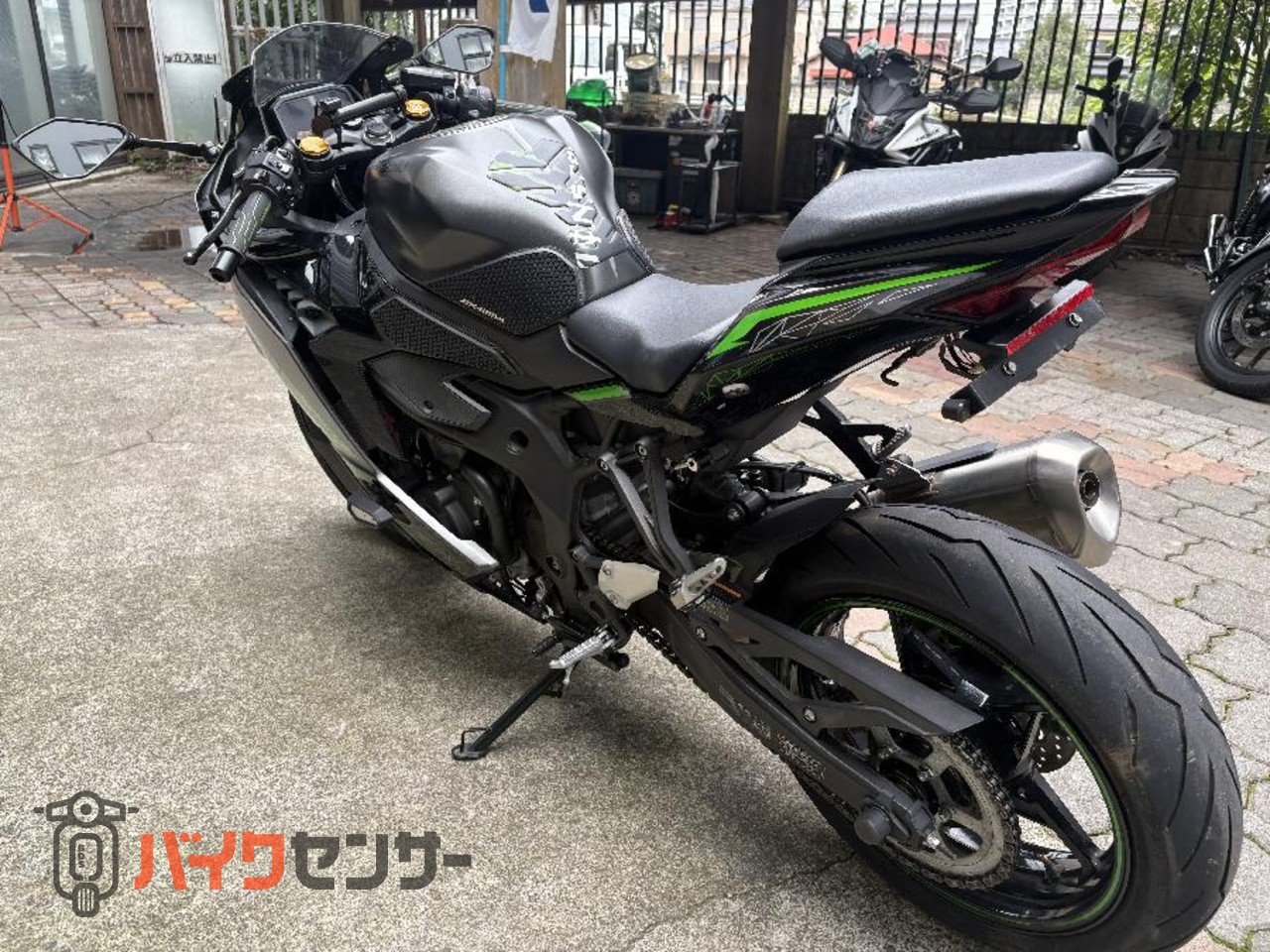カワサキ Ninja ZX-25R SE B708661| BDSバイクセンサー