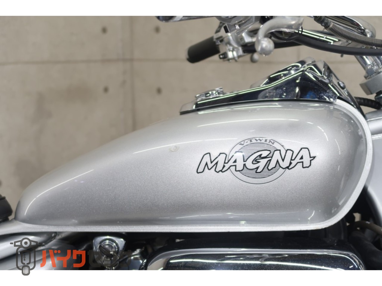 ホンダ マグナ250 MC29 カスタムシート 80538 B708685| BDSバイクセンサー