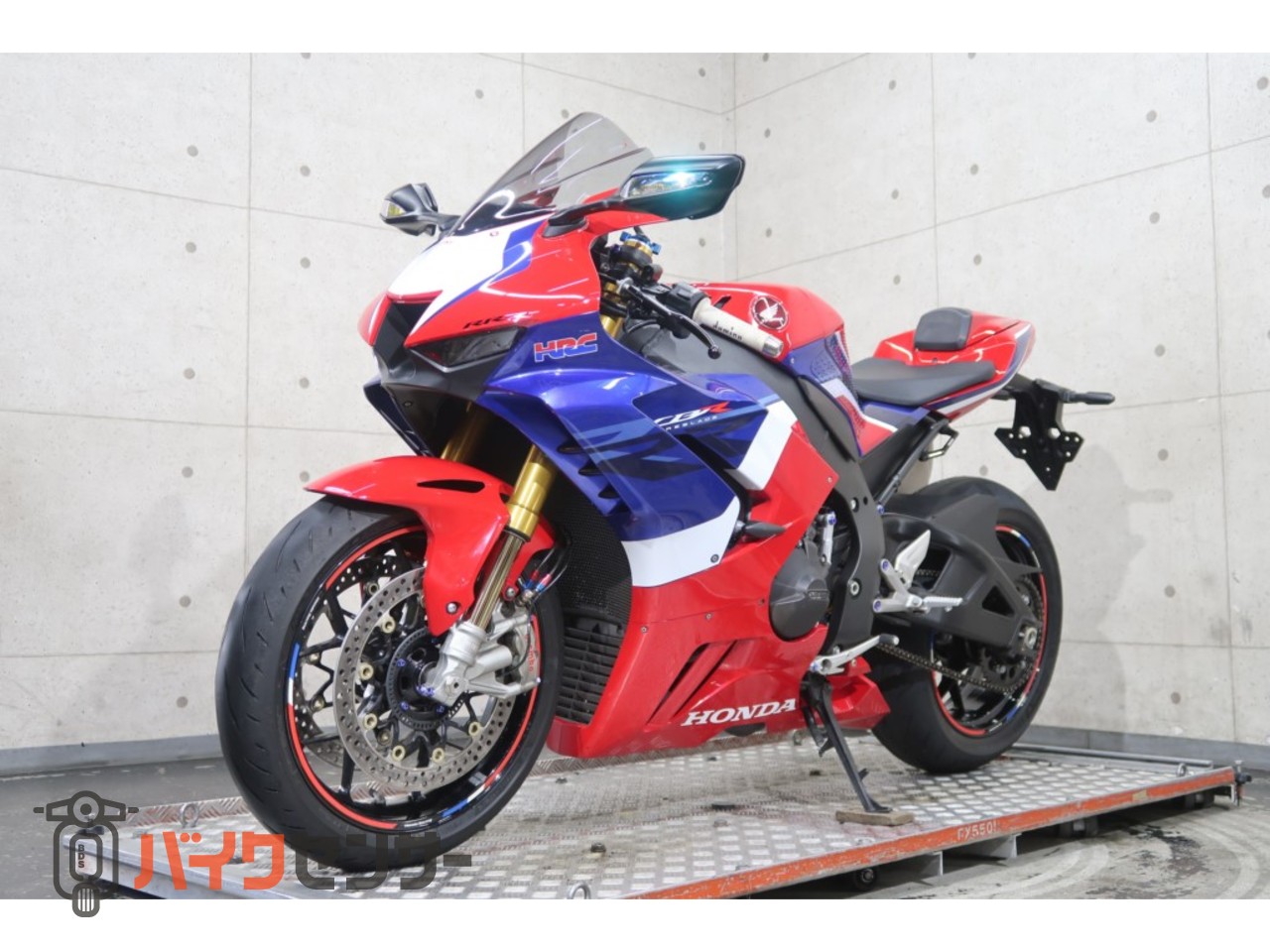 ホンダ CBR1000RR-R SP SC82 Puigレーシングスクリーン シングルシート