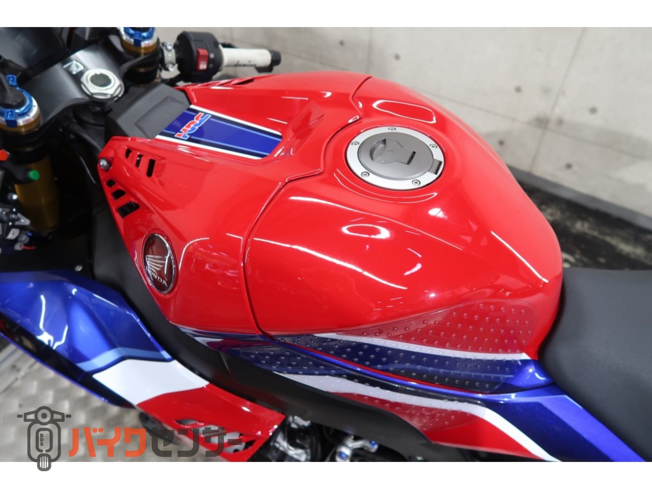 ホンダ CBR1000RR-R SP SC82 Puigレーシングスクリーン シングルシート