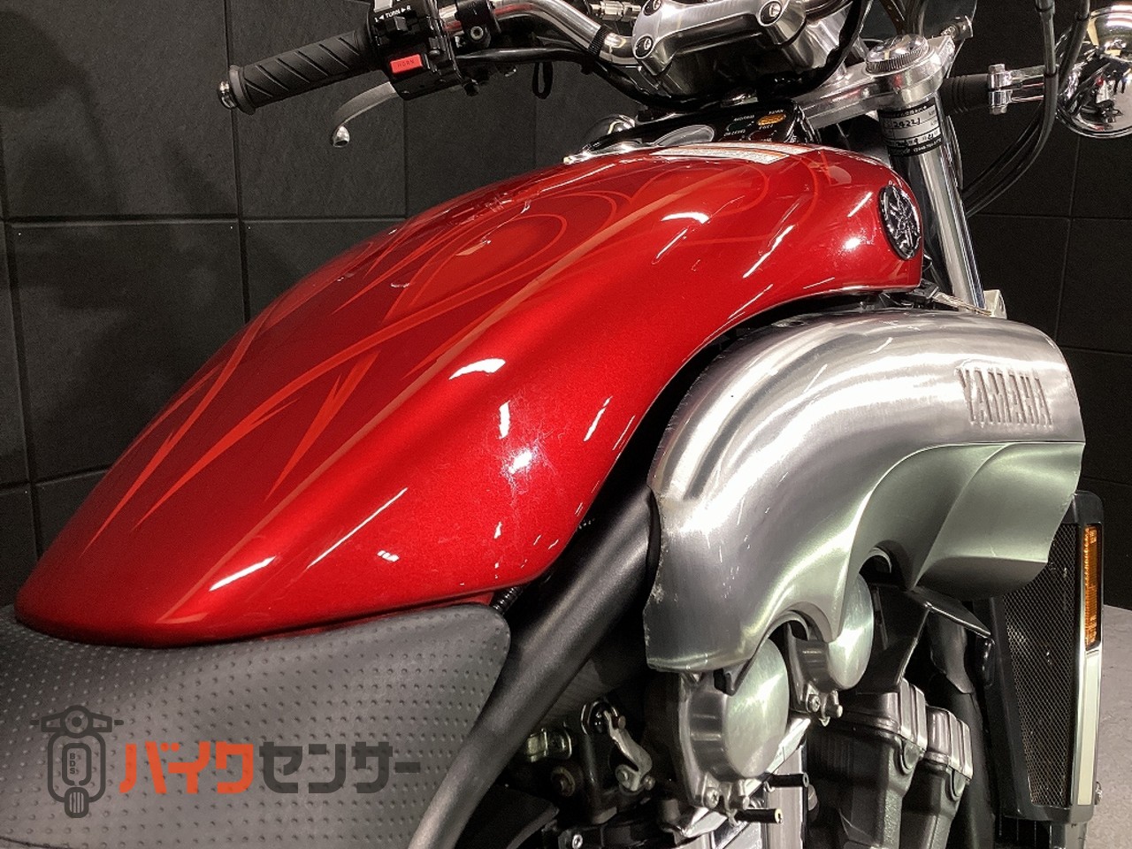 ヤマハ V-MAX 20周年アニバーサリー 乗出し整備済・車検残(R10年9月迄