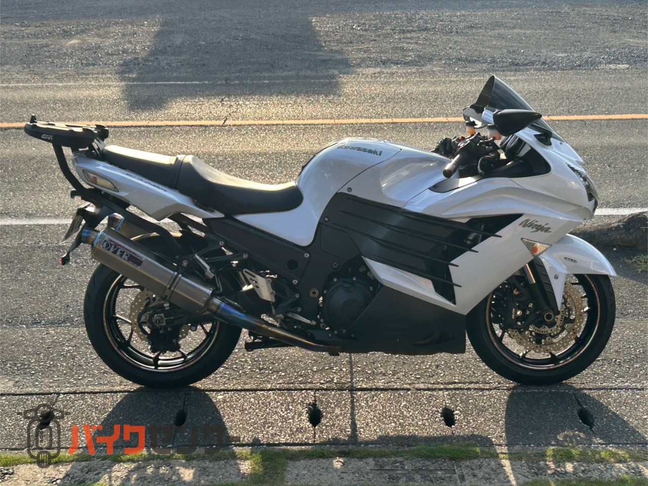 カワサキ Ninja ZX-14R OVER Racing マフラー GIVI モノキーベース