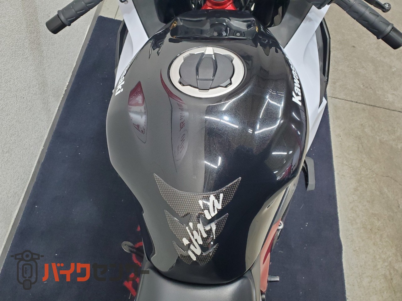 カワサキ ZX-25R 2021年モデル マルチバー リヤフェンダーレス仕様