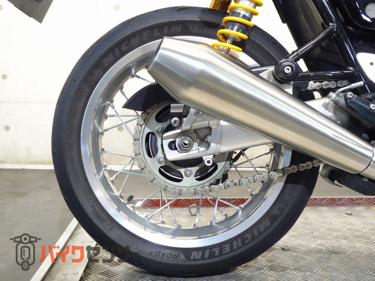 トライアンフ スラクストン1200R HJ1200 ABS 2016年
