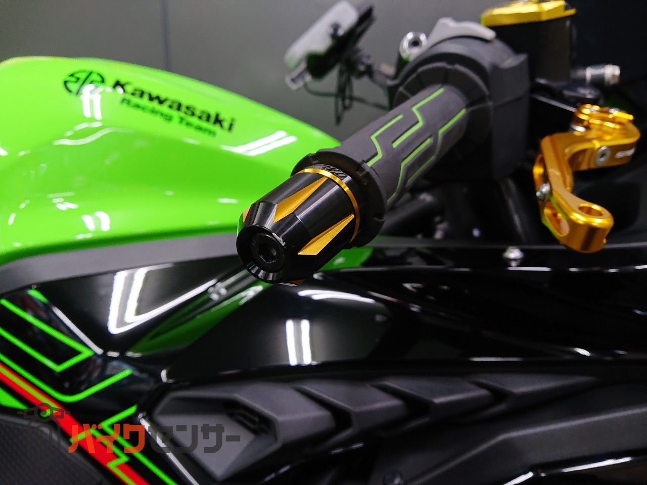カワサキ Ninja ZX-25R SE ABS バックステップ シングルシート