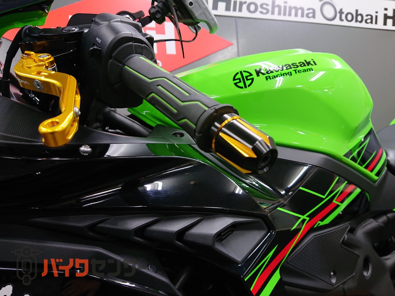 カワサキ Ninja ZX-25R SE 【動画有り】 ABS バックステップ