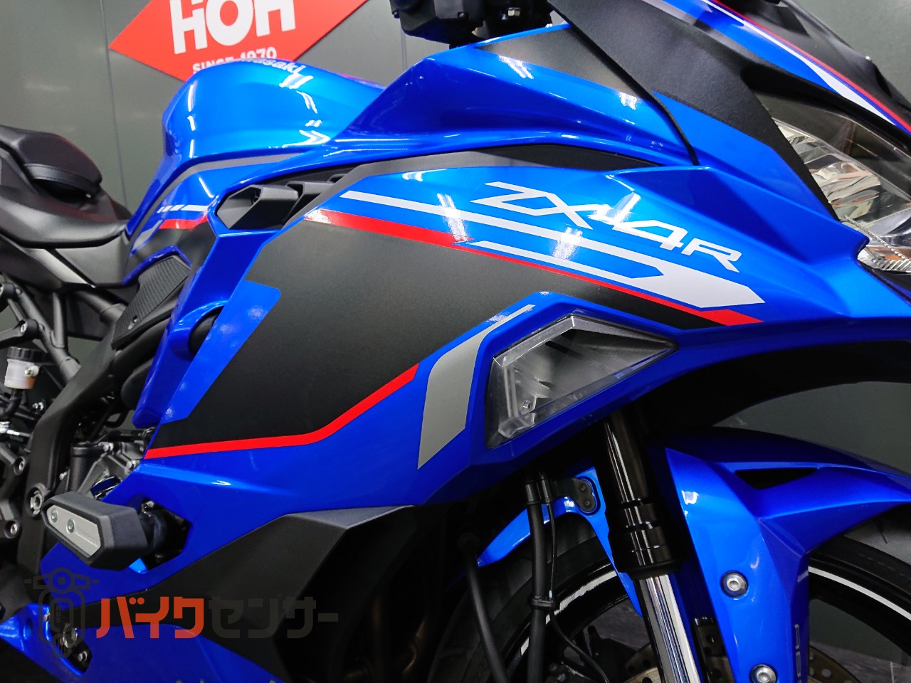 カワサキ Ninja ZX-4R SE ABS ETC2．0 マルチバー USB電源