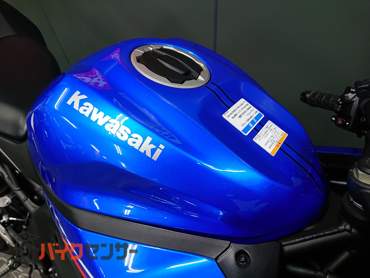 カワサキ Ninja ZX-4R SE ABS ETC2．0 マルチバー USB電源