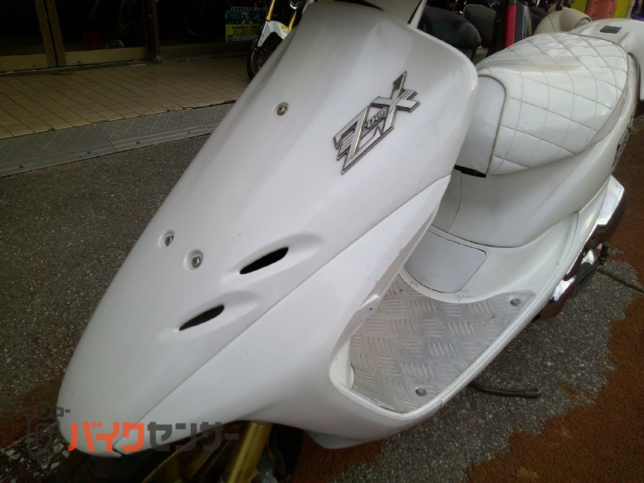 ホンダ DIO ZX エナメルシート リヤスポイラー ディスクブレーキ