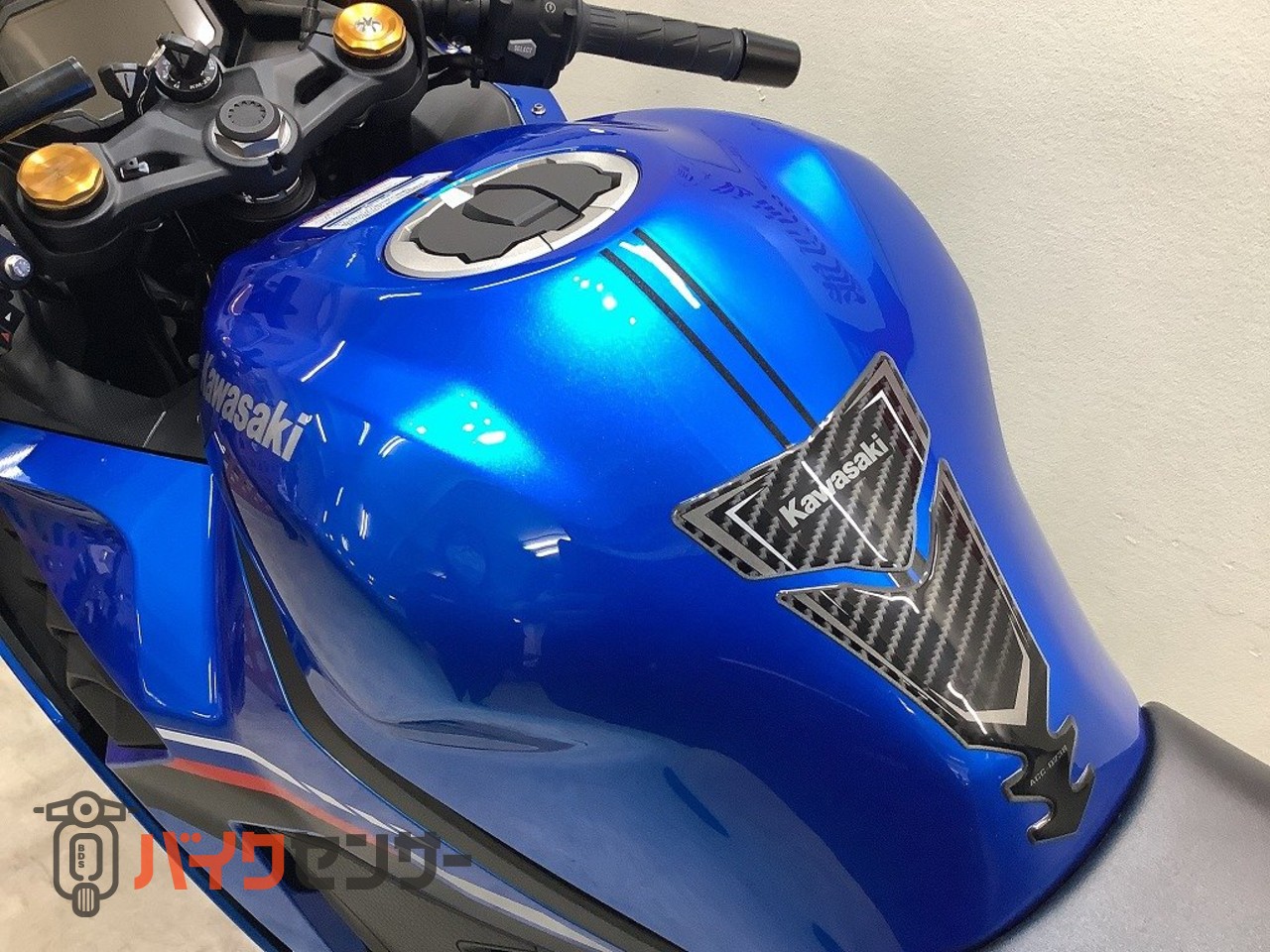 カワサキ Ninja ZX-4R SE【ワンオーナー フェンダーレス】！! B709820