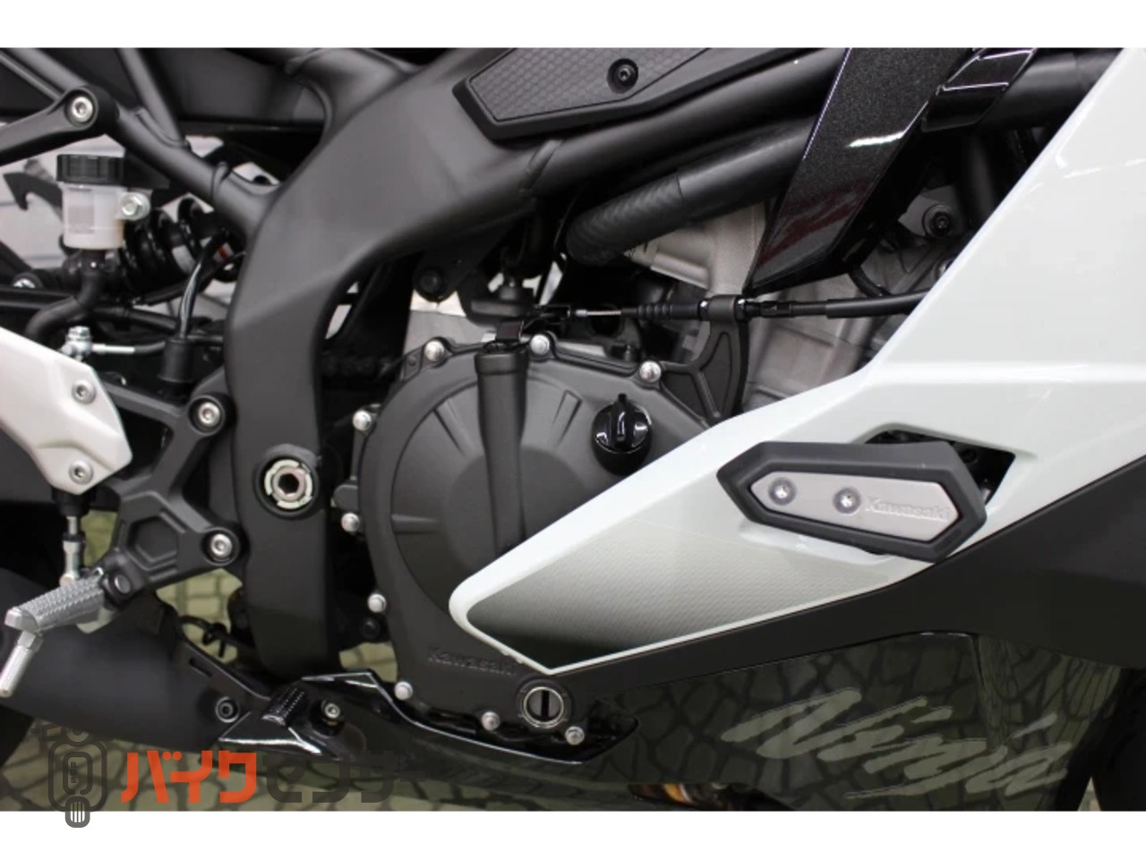 カワサキ ZX-4R SE B709961| BDSバイクセンサー