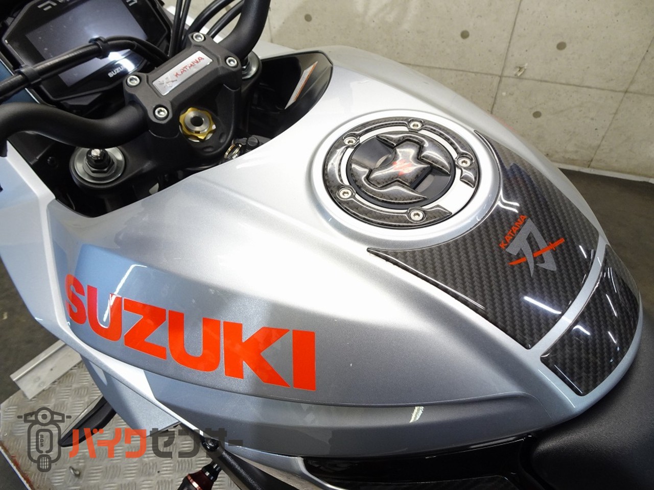 スズキ カタナ GT79B 2020年モデル ABS ETC車載器 リア