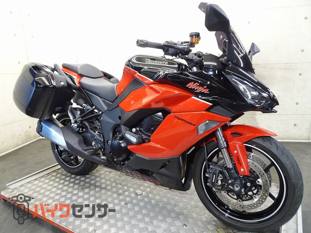 カワサキ Ninja1000SX ZXT02K 2024年モデル 40周年