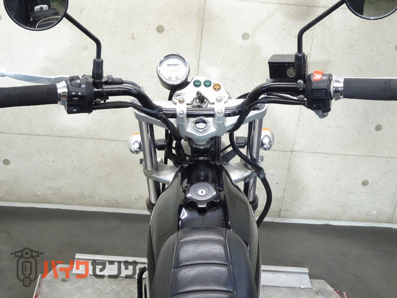 スズキ バンバン200 NH42A 2010年モデル フルエキ リア