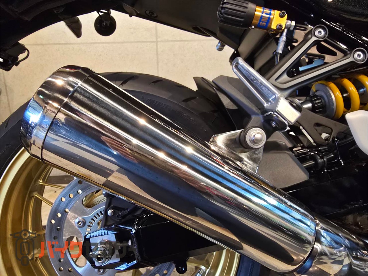 カワサキ Z900RS SE 2026年モデル オーリンズリアサス ブレンボ