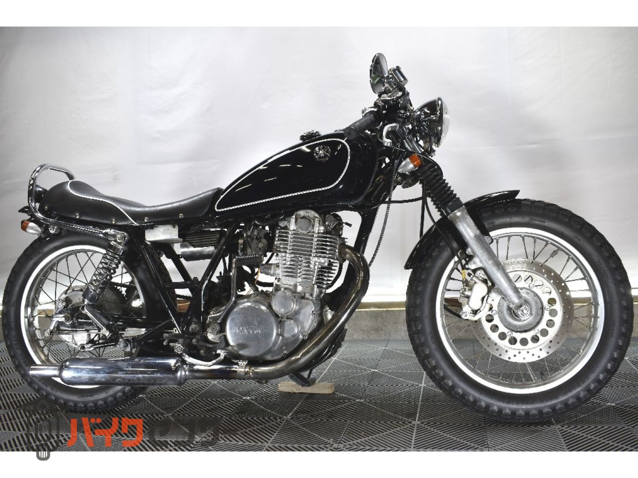 YAMAHA SR400 エンジン RH01J H313E 直接引取限定 横浜市 ヤマハ SR400 3型 RH01J！！ 王道カフェレーサー！！ コンディション
