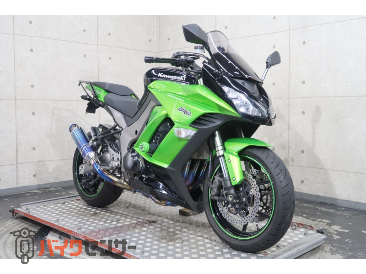 カワサキ Ninja1000 ZXT00G 東南アジア仕様 BEETフルエキ ETC USB リア