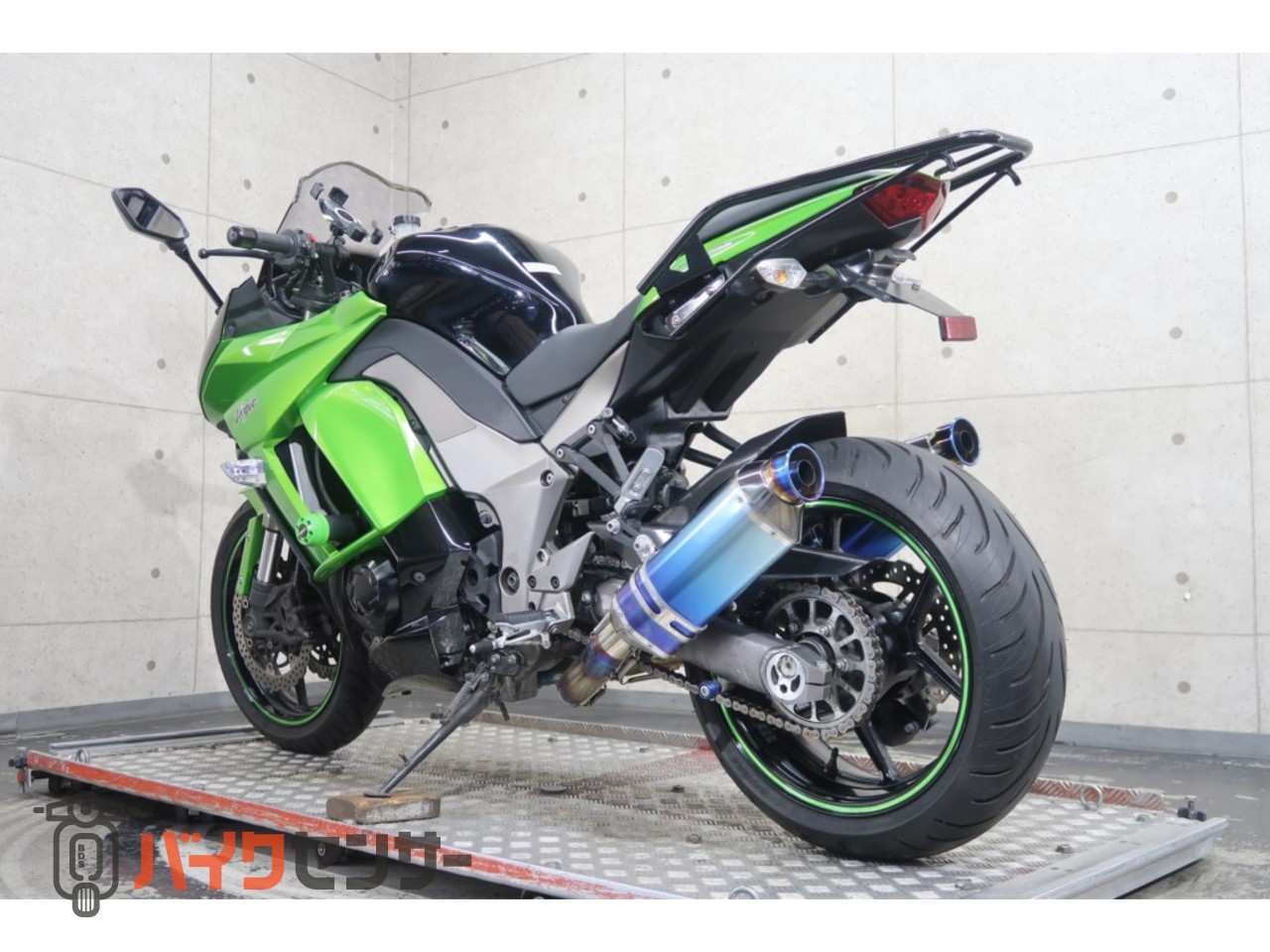 Ninja1000(ZXT00G) BEET NASSERTチタン製フルエキ カワサキ Ninja1000 ZXT00G 東南アジア仕様 BEETフルエキ ETC USB リア