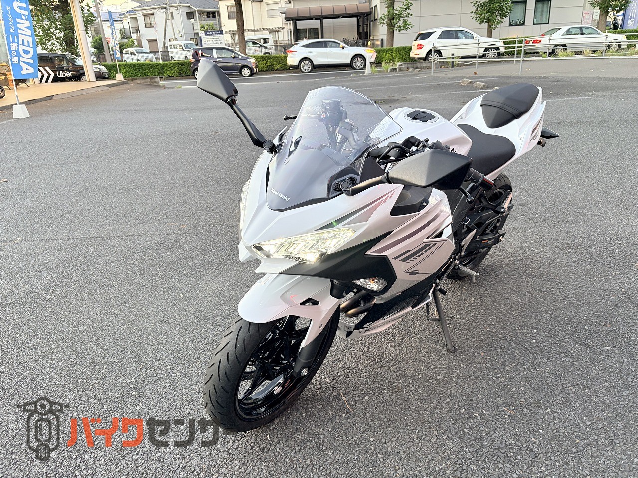 カワサキ Ninja400 大人気のホワイトが入荷！！ B711099| BDSバイク