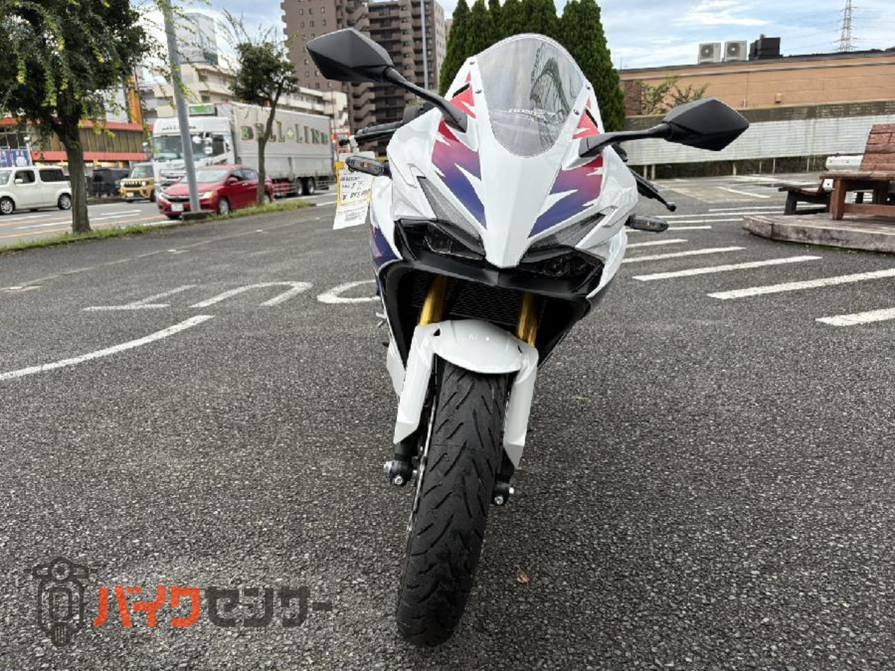 ホンダ CBR250RR クイックシフター・グリップヒーター・スライダー