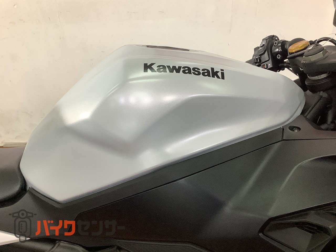 カワサキ Ninja ZX-4R SE 2025年モデル 前後ドラレコ スペアキーあり