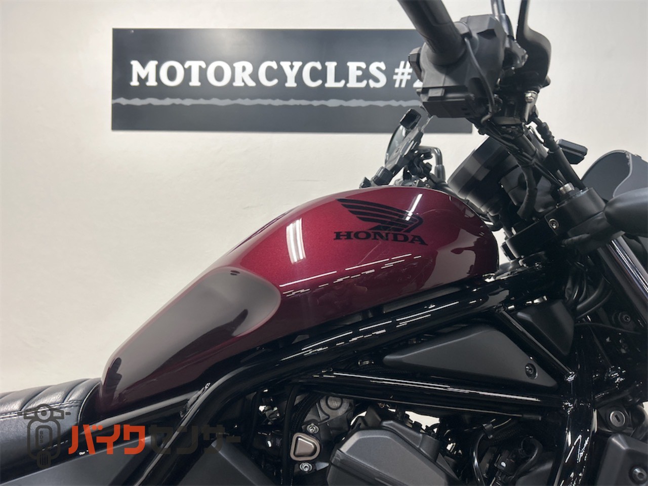 ホンダ レブル1100 モリワキフルエキツインマフラー カスタム シート