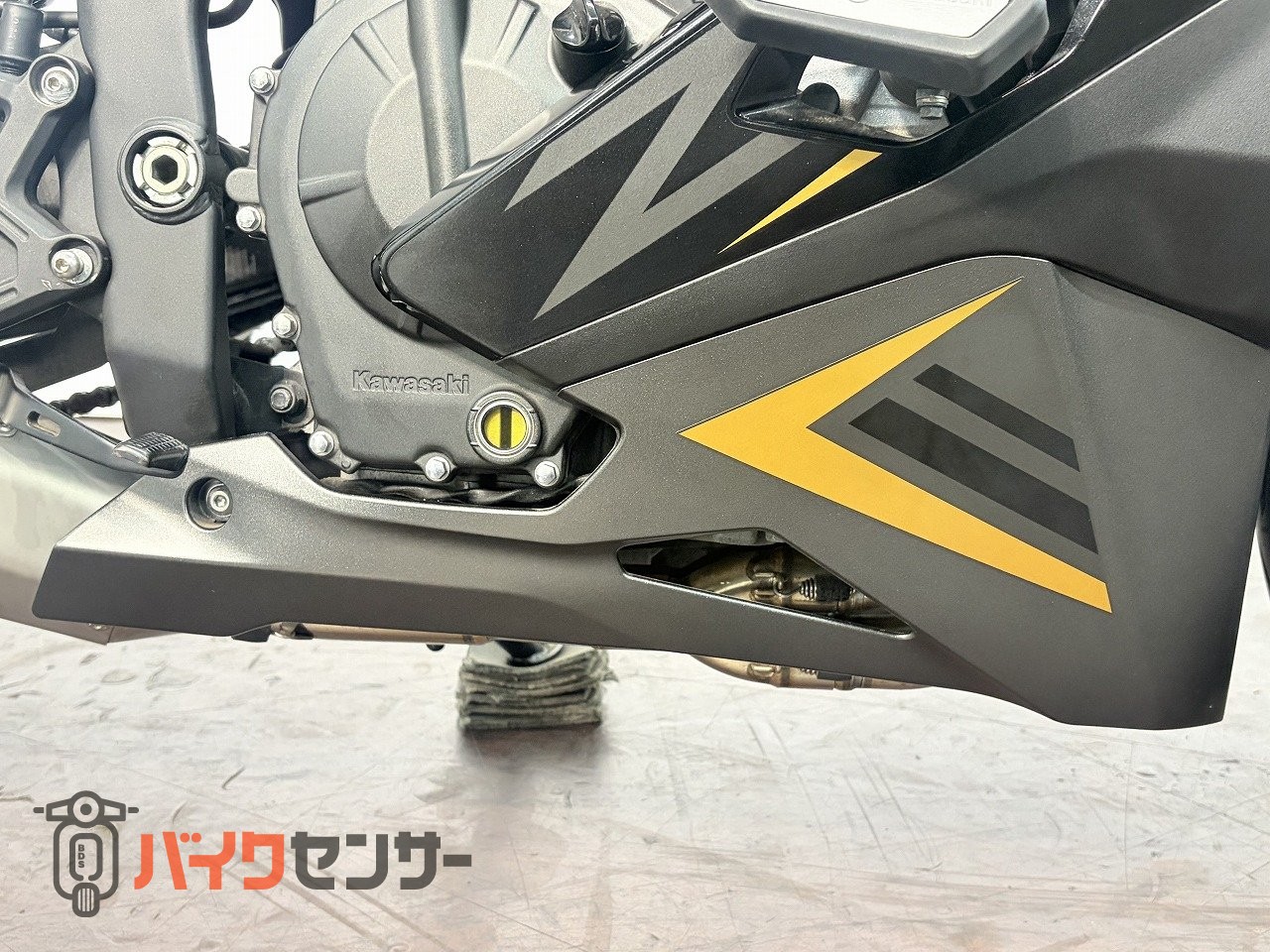 カワサキ ZX－25R SE ワンオーナー ヨシムラ製レース用マフラー