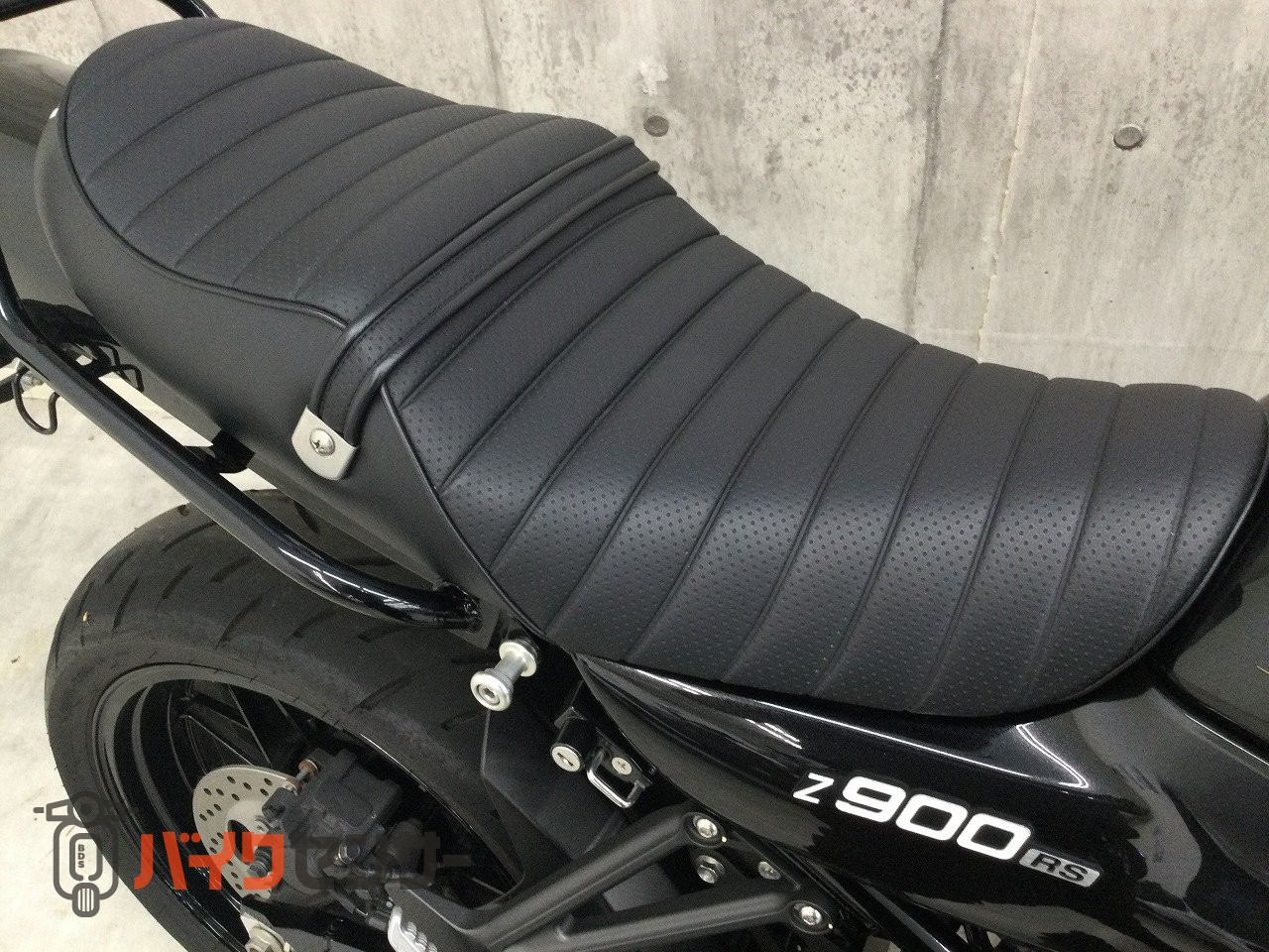 Z900RS カスタムセット マフラー ハンドル シート カワサキ Z900RS【マフラー シート他カスタム☆】！! B711839| BDS