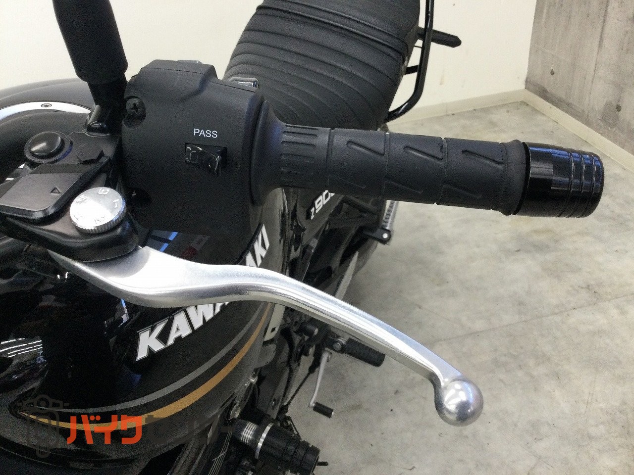 カワサキ Z900RS【マフラー シート他カスタム☆】 B711839| BDSバイク