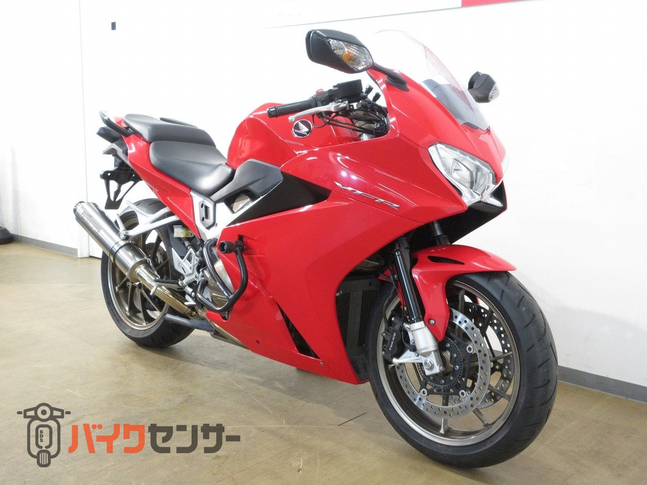 ホンダ VFR800F／ABS／RC79型／TSR製マフラー／マルチバー／エンジン