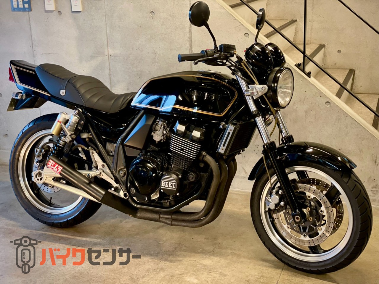 カワサキ カワサキ ZRX400－Ⅱ ブラックゴールド NEWペイント