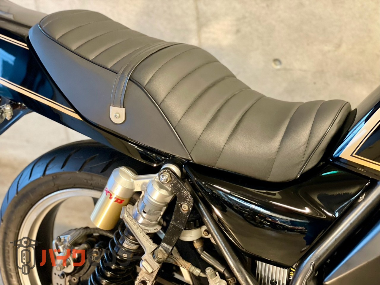カワサキ カワサキ ZRX400－Ⅱ ブラックゴールド NEWペイント