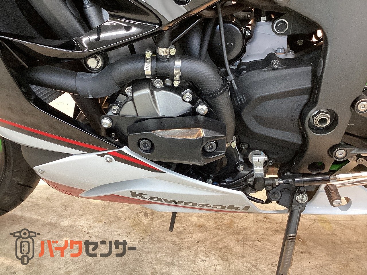 カワサキ ZX－6R 2022年モデル エンジンスライダー装備 B712629