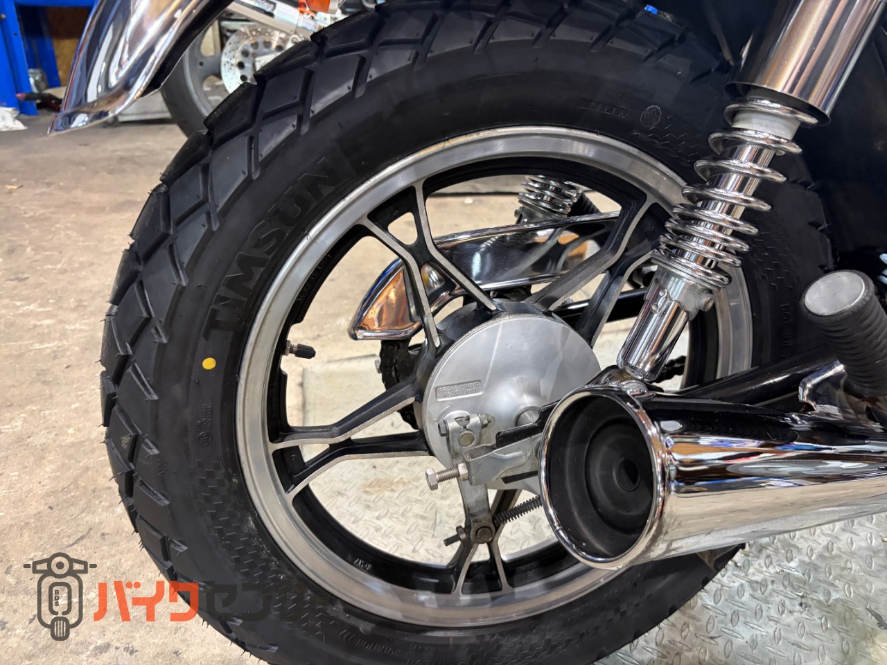 スズキ 【動画有り】GN125H・前後タイヤ新品 B712644| BDSバイクセンサー
