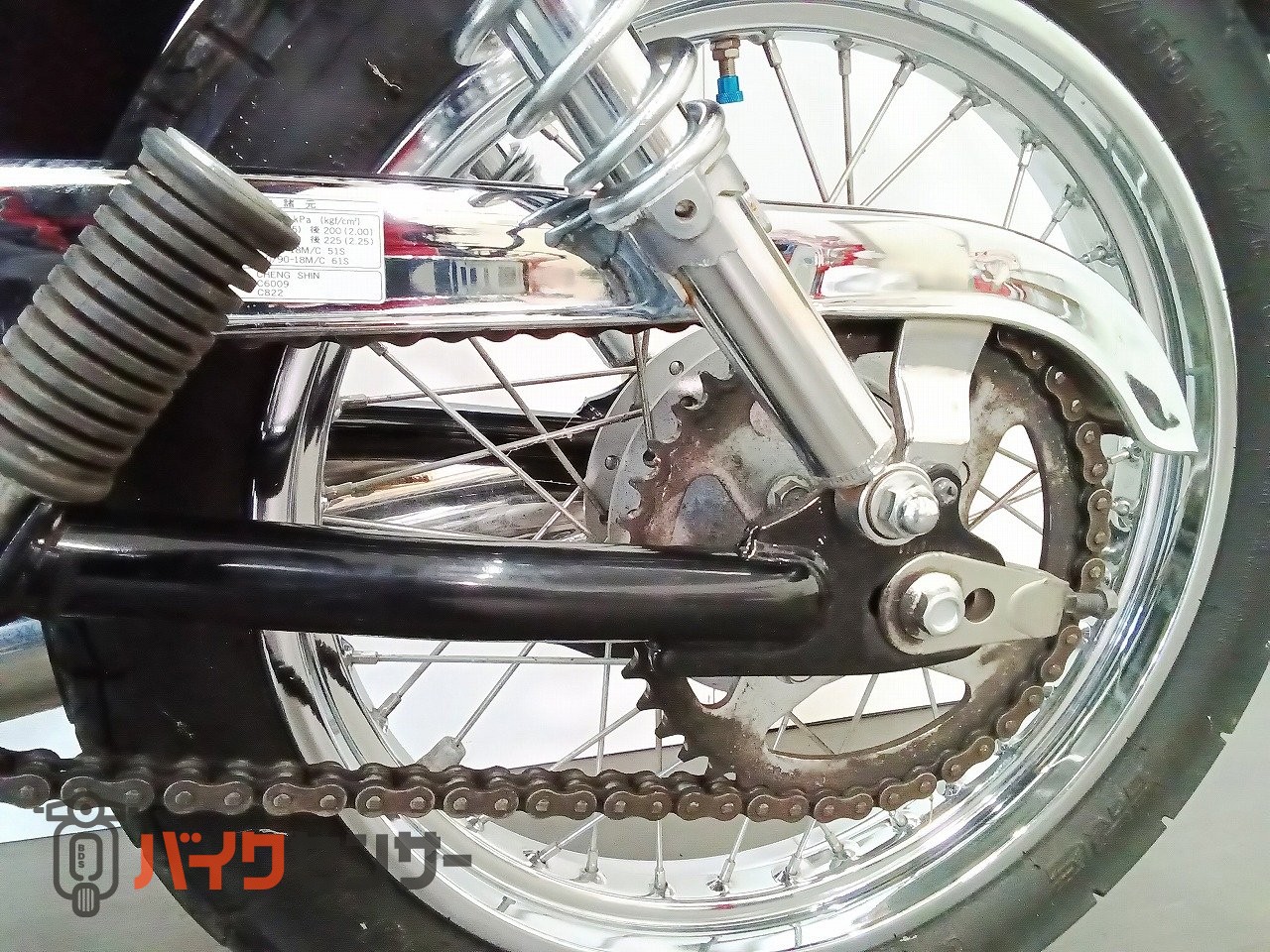 SUZUKI ST250 純正フロントホイールハブ&ディスク セット 美品 SUZUKI ST250 純正フロントホイールハブ&ディスク セット 美品 SUZUKI
