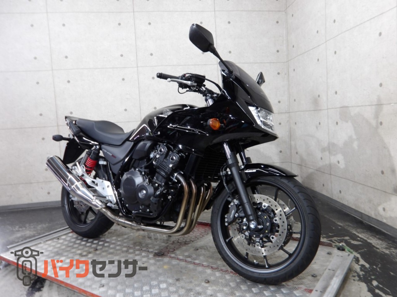 ホンダ CB400 SUPER ボルドール VTEC Revo NC42 最終型 エンジンガード
