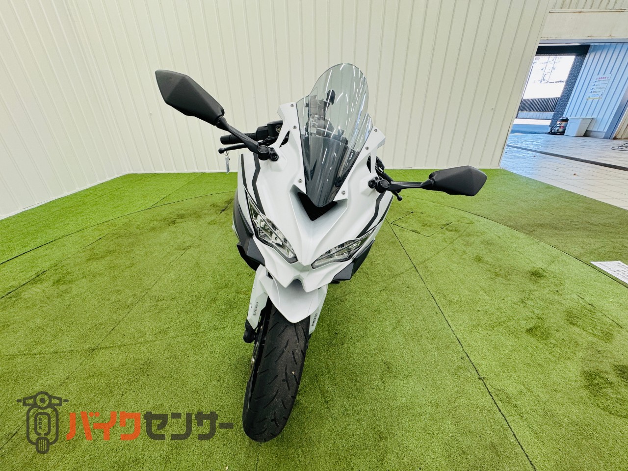 カワサキ Ninja ZX-4R SE エンジンガード マウントステー スマホ