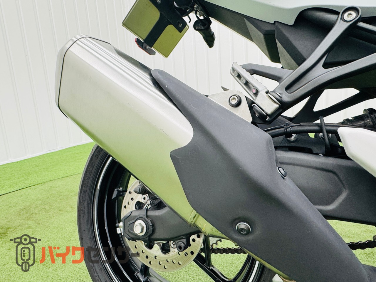 カワサキ Ninja ZX-4R SE エンジンガード マウントステー スマホ