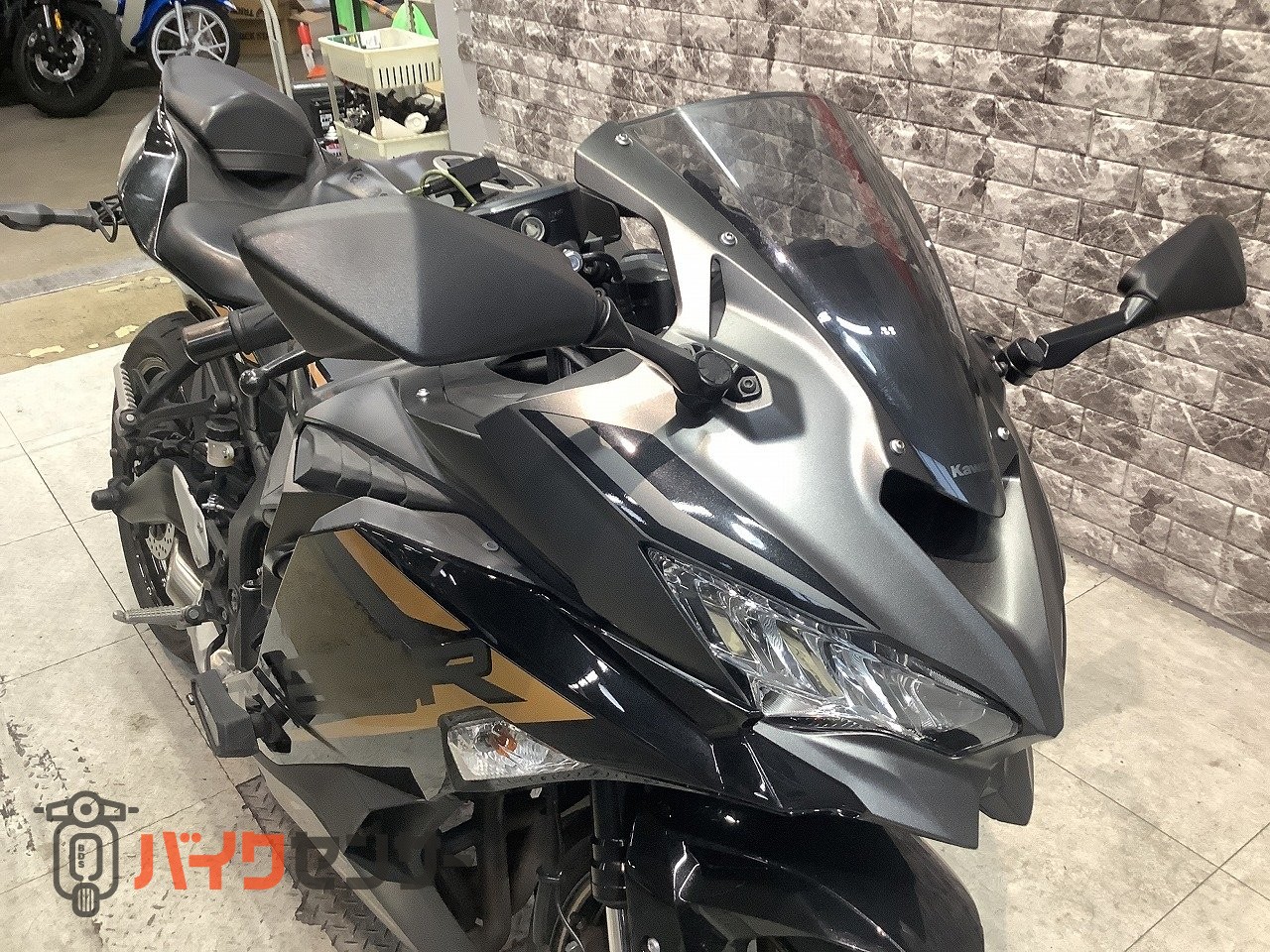 カワサキ Ninja ZX-25R SE ABS USB電源 マルチバー エンジンスライダー