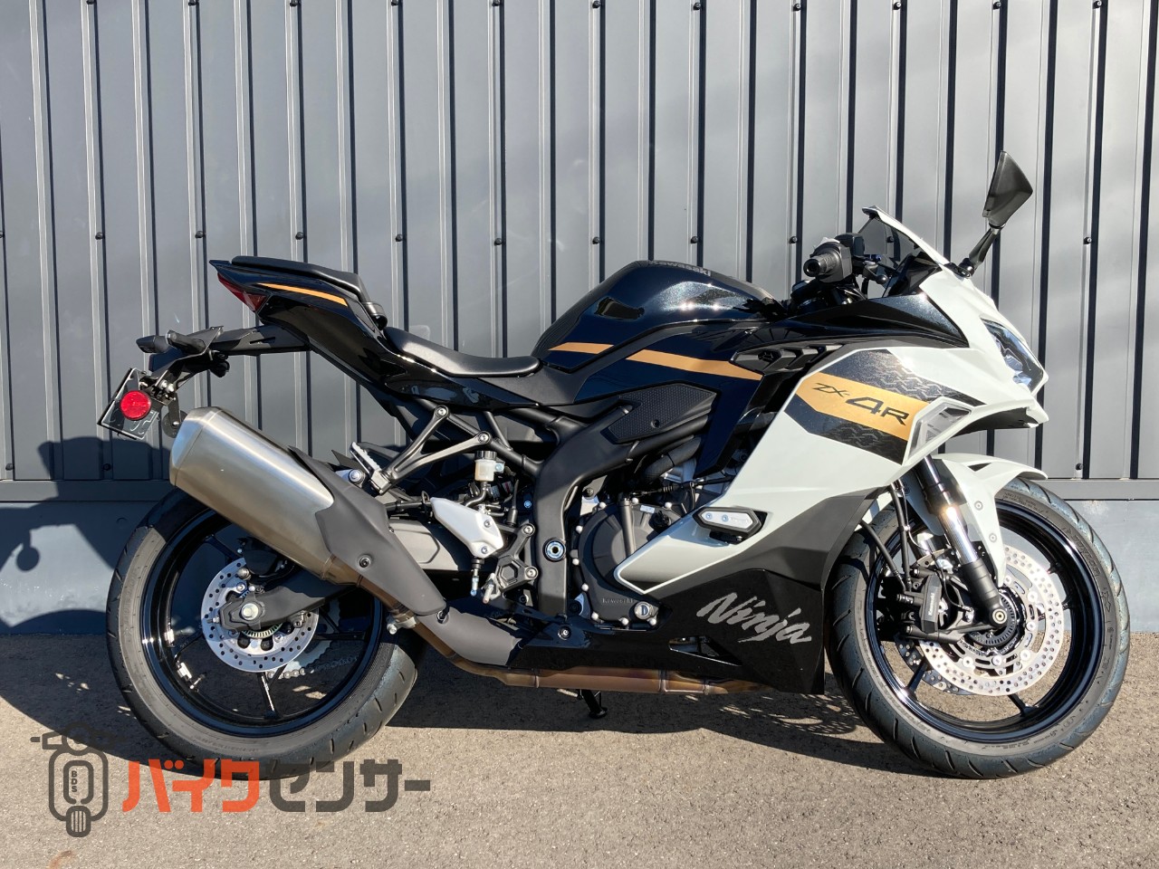 カワサキ Ninja ZX-4R SE パワーモード ショーワ製フロント