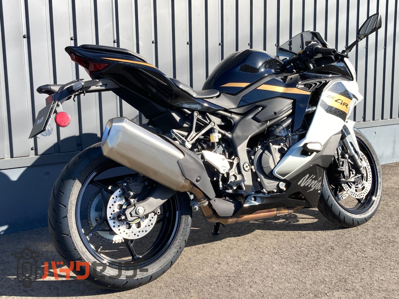 カワサキ Ninja ZX-4R SE パワーモード ショーワ製フロント