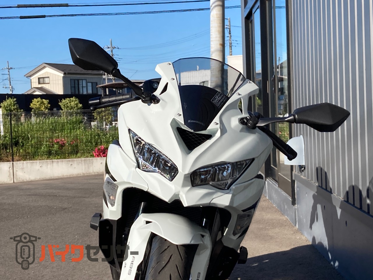 カワサキ Ninja ZX-4R SE パワーモード ショーワ製フロント