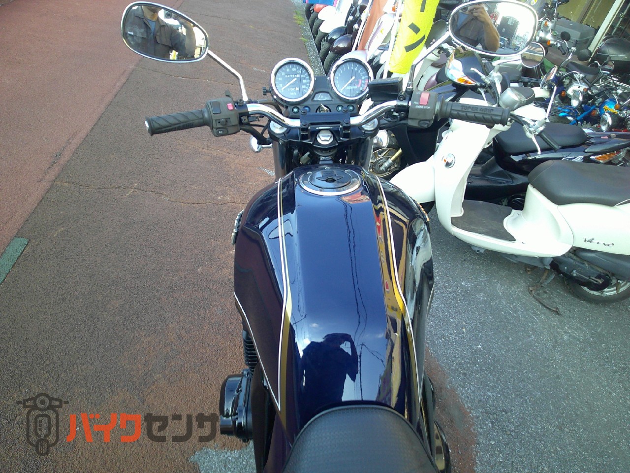 カワサキ ZRX400-2 水冷4サイクル4気筒エンジン マーク2カラー
