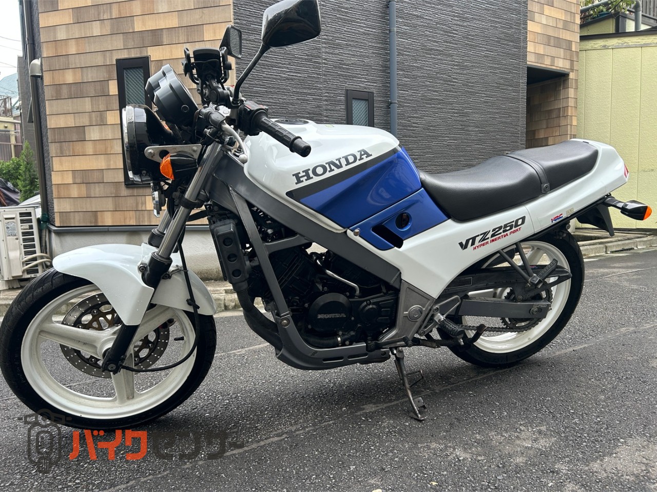 HONDA VTZ250 タンク バイク 今日中16000 ホンダ VTZ250 タンク錆取りコーティング済 ドライブチェーン新品