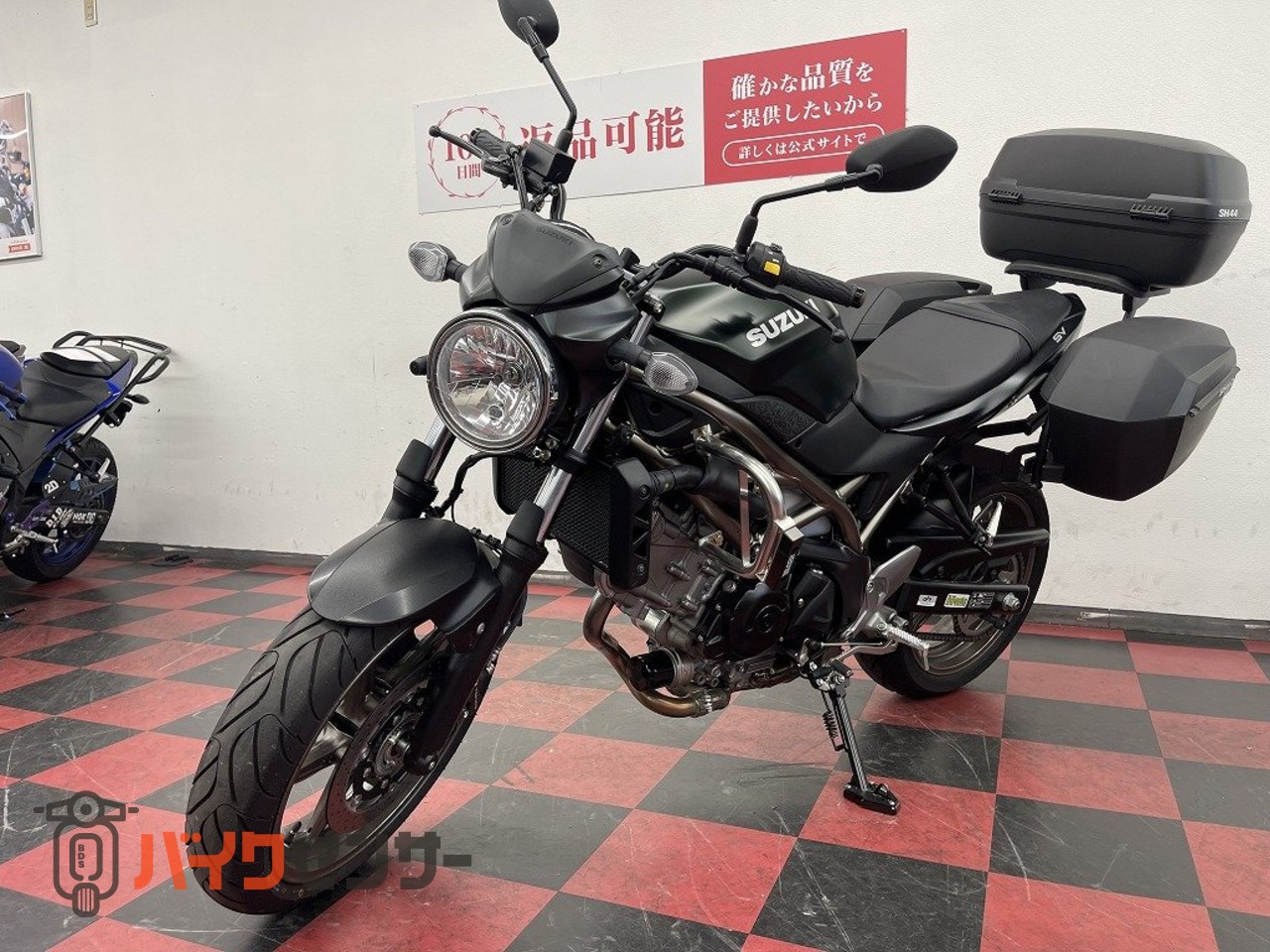 スズキ SV650 2025年モデル SSBバンパー/SHAD製3点パニア/ミツバ製前後